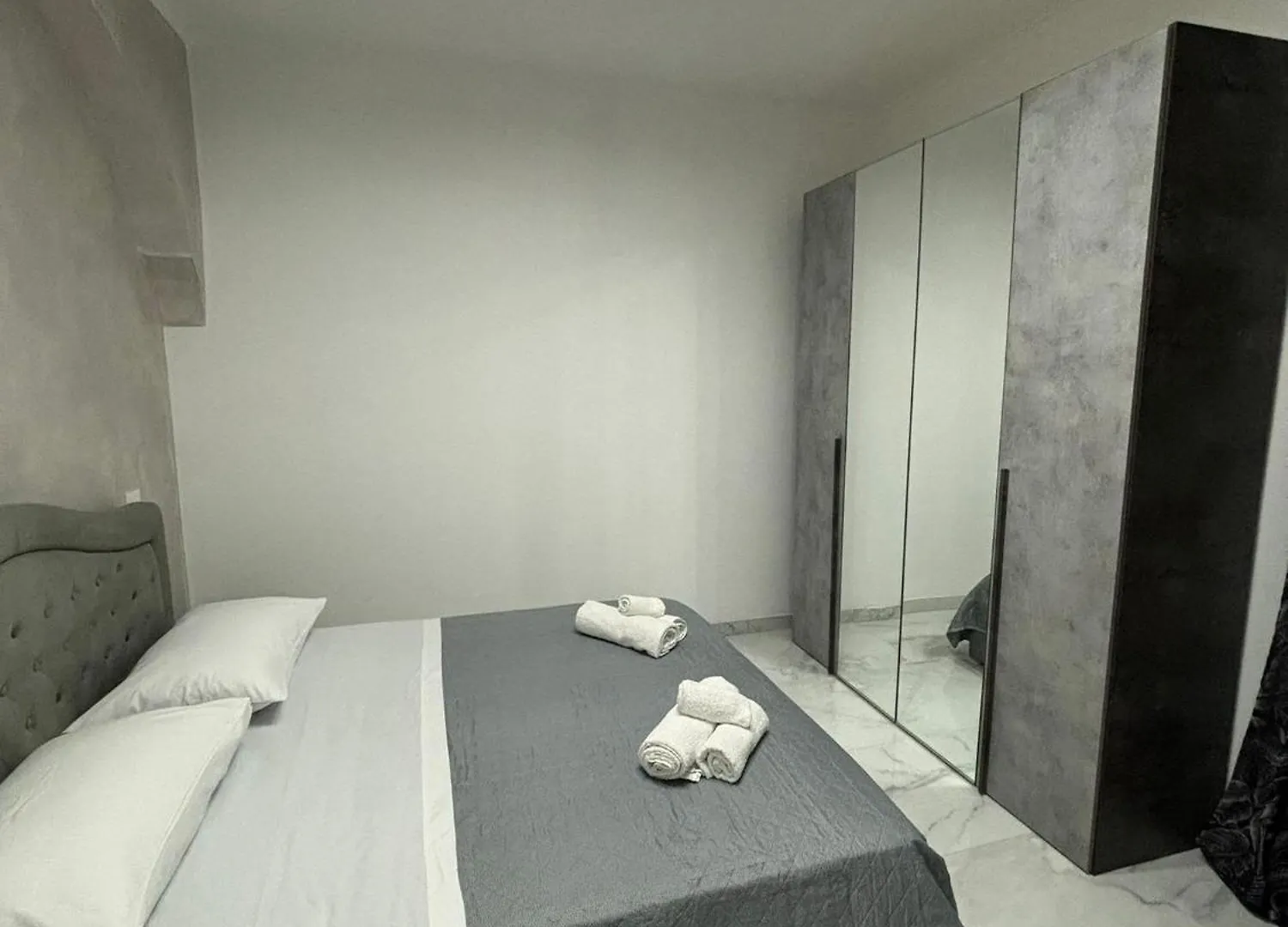 Domus Sunny Apartment Naples