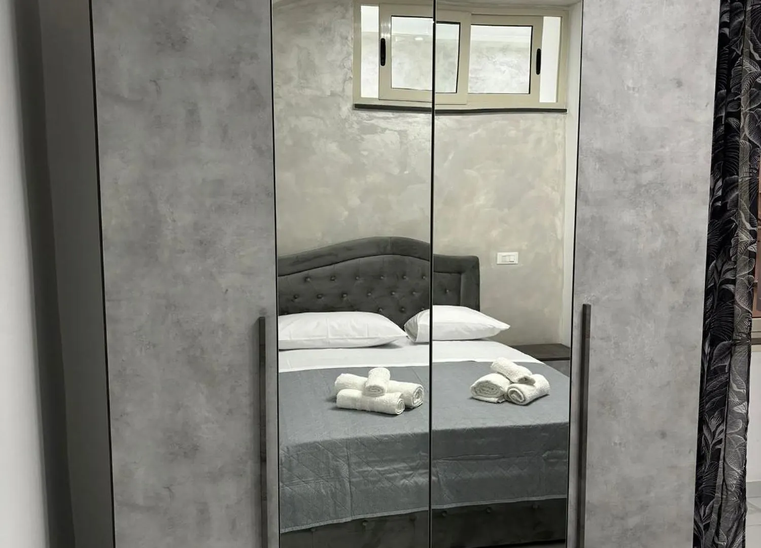 Domus Sunny Apartment Naples